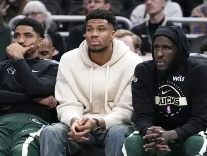 Star Injuries Strike at Worst Time for Playoffs